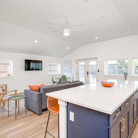 2 Kings Hot Tub Modern Cottage Hill Country Blanco Экстерьер фото